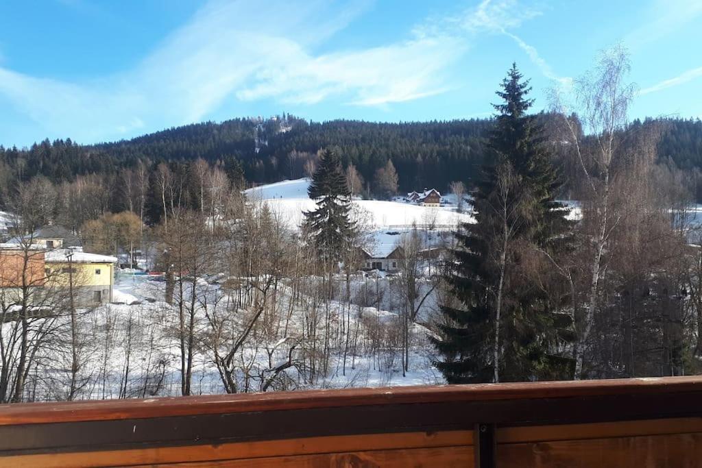 Apartmany Na Tanvaldskem Spicaku Jiretin pod Bukovou Kültér fotó